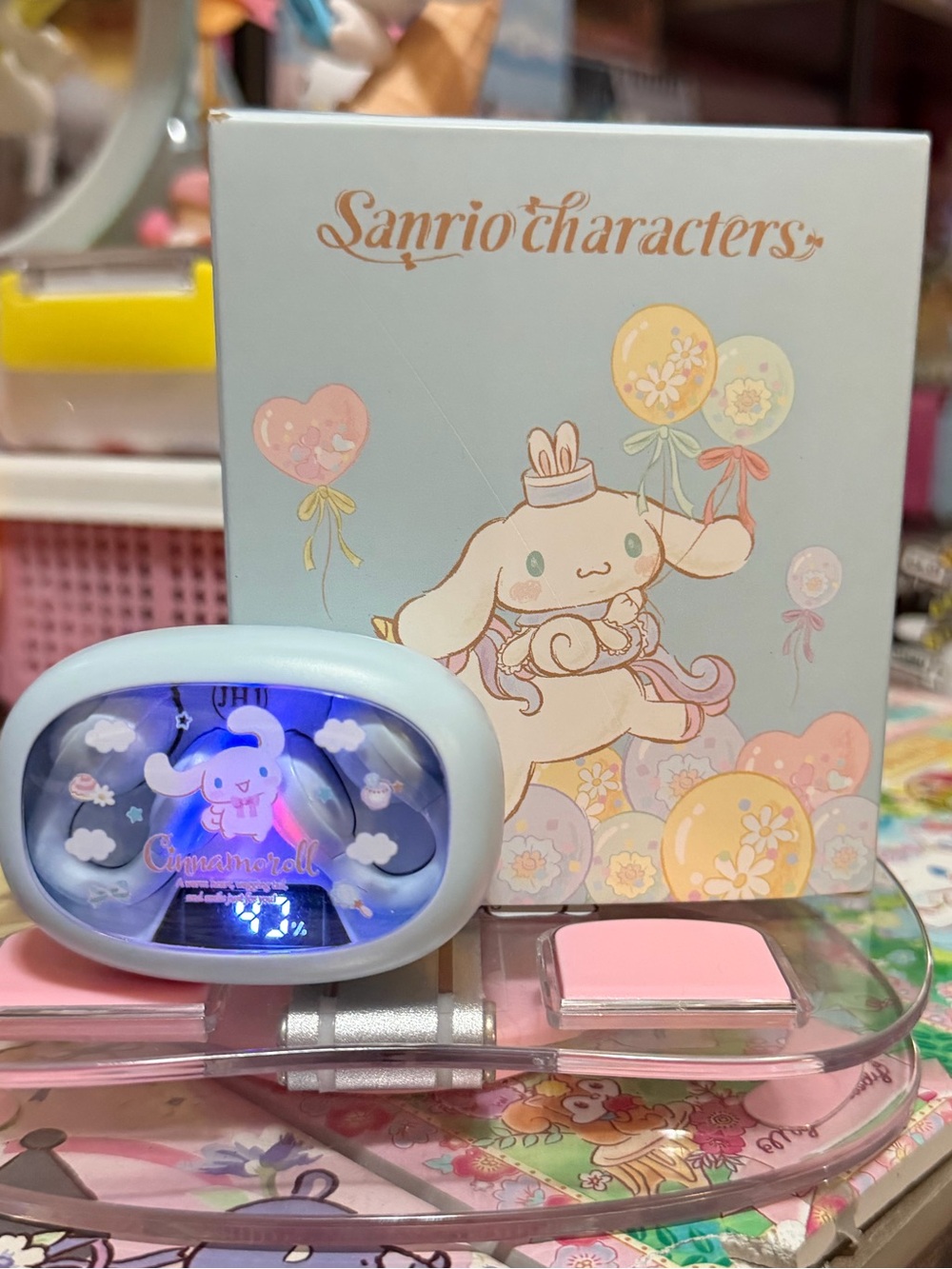 Cinnamoroll earbuds